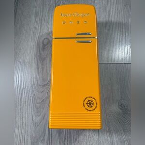 Veuve Clicquot Champagne Fridge Smeg Cooler Limited Edition Rare